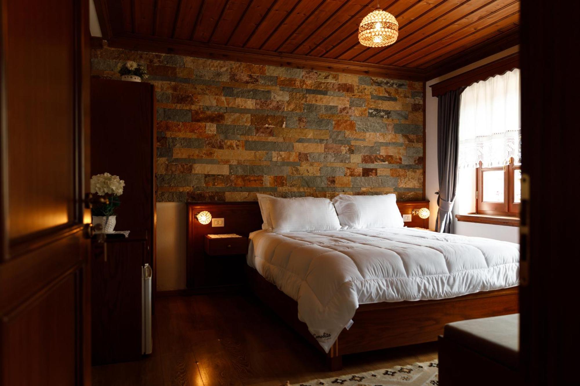 Hotel Pashai Gjirokastër Eksteriør bilde