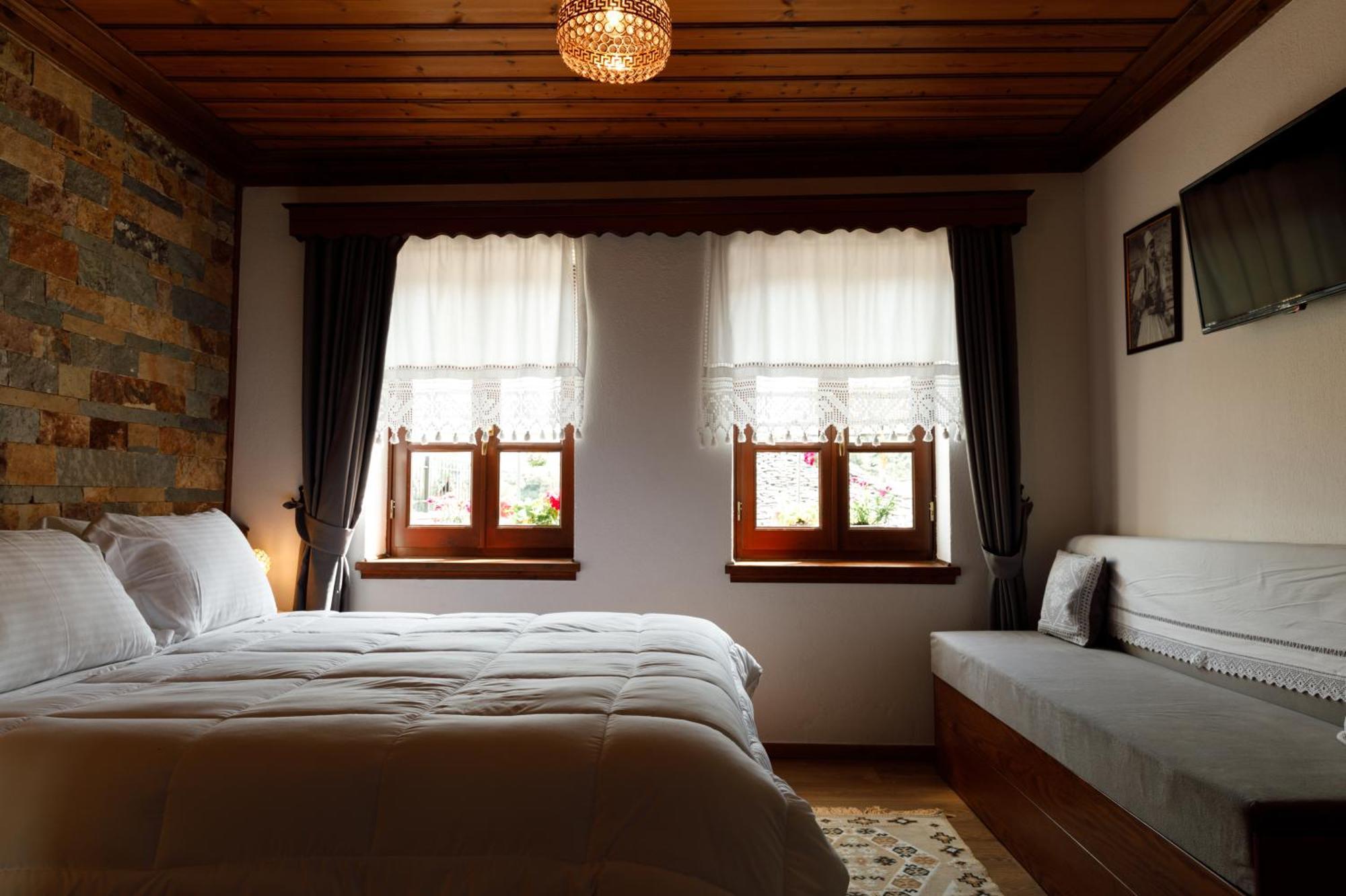 Hotel Pashai Gjirokastër Eksteriør bilde