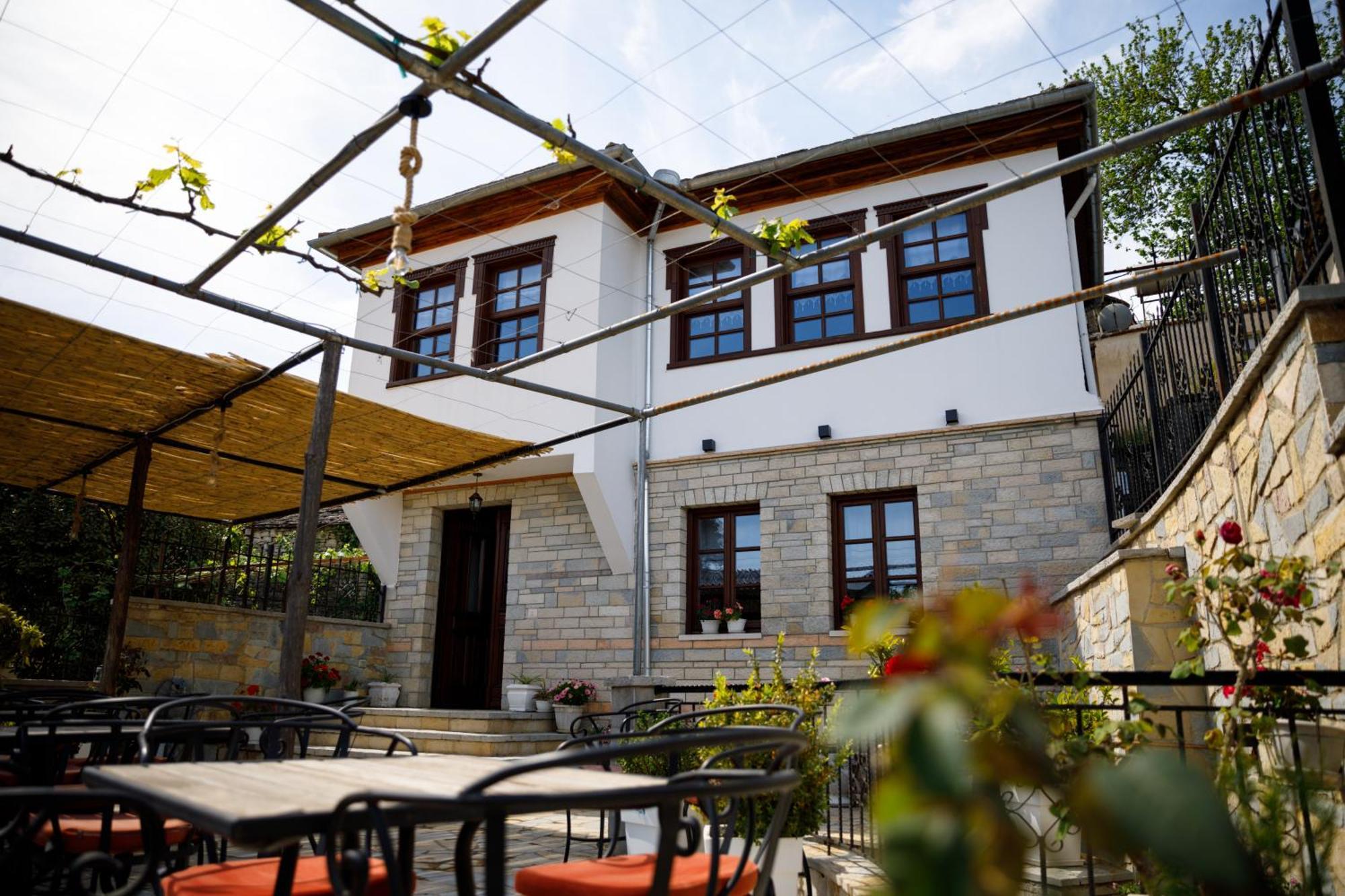 Hotel Pashai Gjirokastër Eksteriør bilde