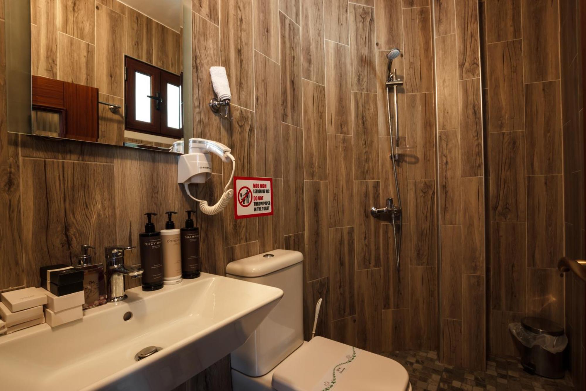 Hotel Pashai Gjirokastër Eksteriør bilde