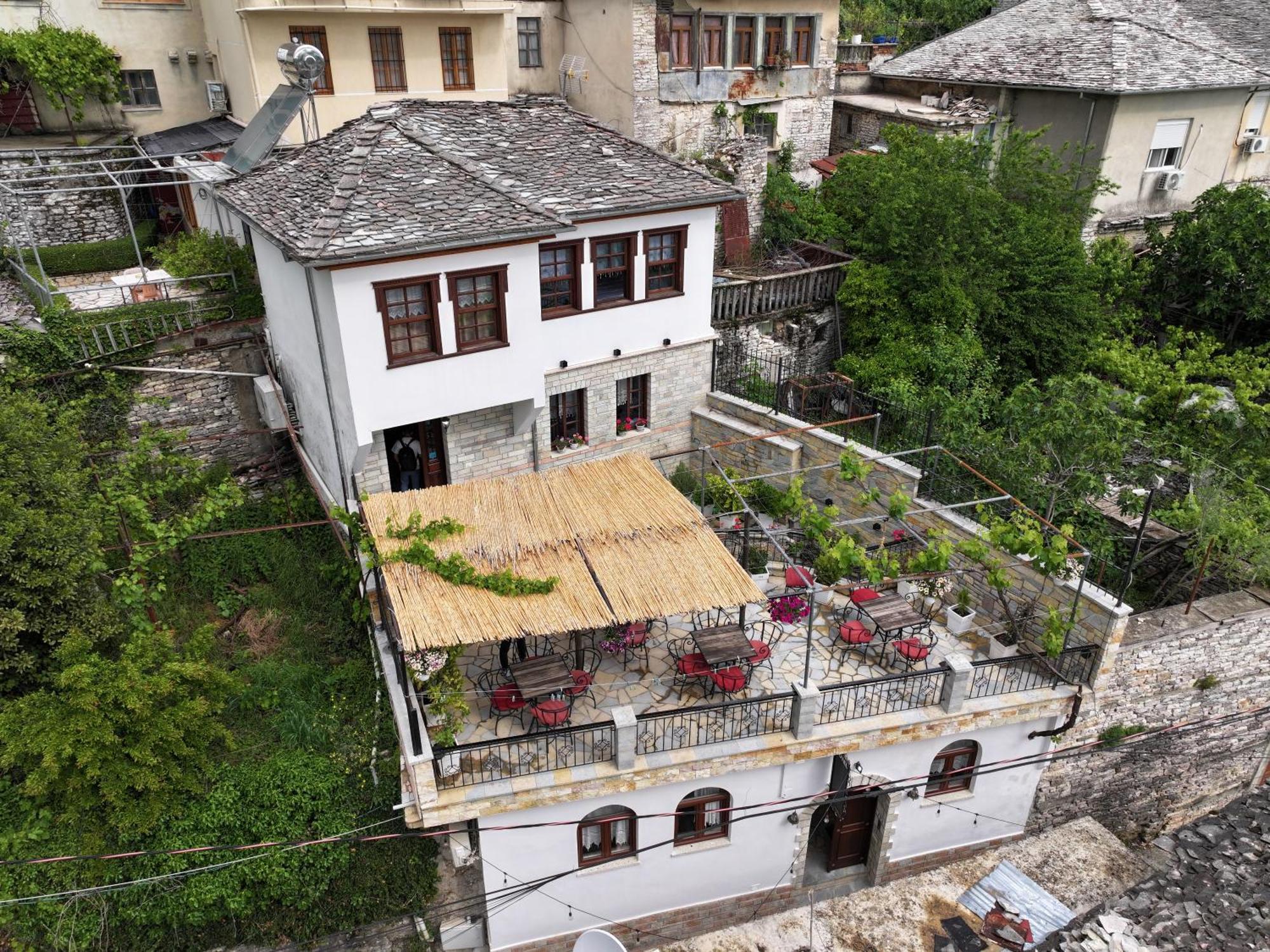 Hotel Pashai Gjirokastër Eksteriør bilde