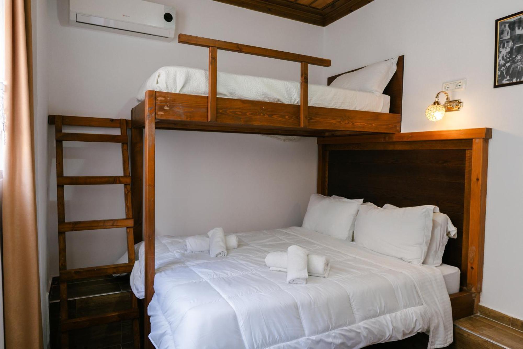 Hotel Pashai Gjirokastër Eksteriør bilde